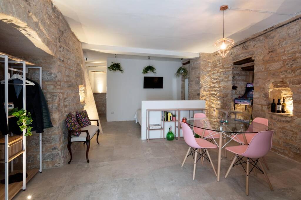 Cornelia Cavern Cosy Studio Apartment In Spello Exteriér fotografie