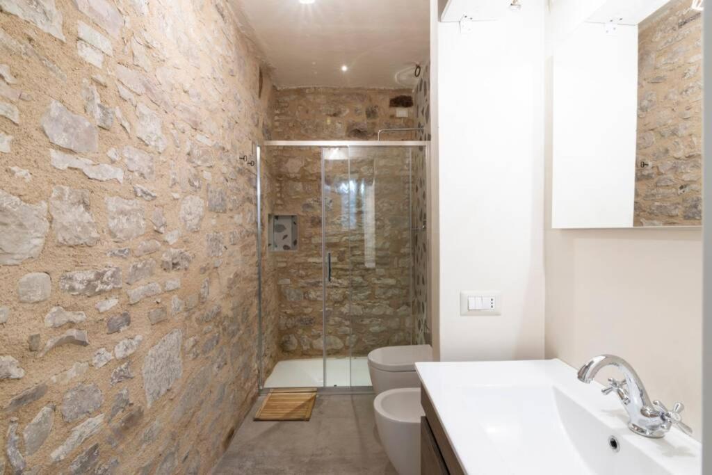 Cornelia Cavern Cosy Studio Apartment In Spello Exteriér fotografie