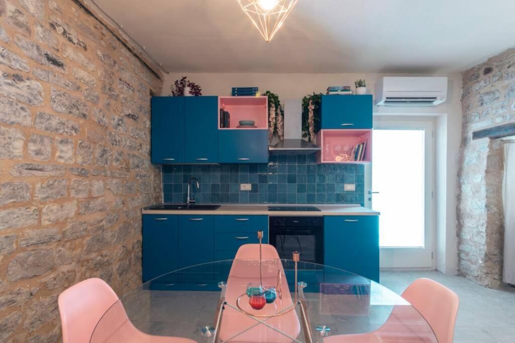 Cornelia Cavern Cosy Studio Apartment In Spello Exteriér fotografie